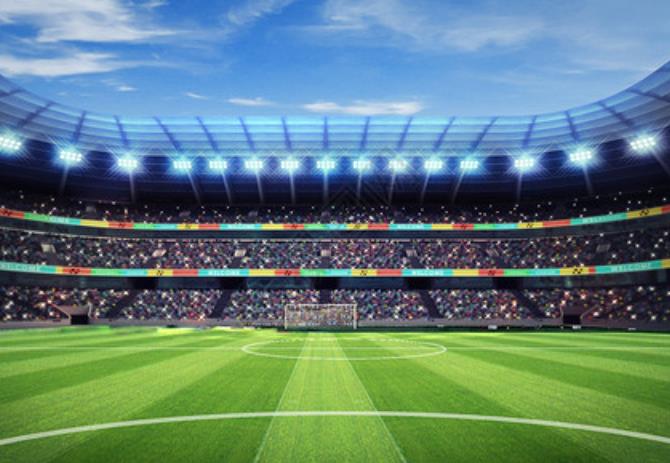 你和貝克漢姆誰更帥？C羅調侃：小貝臉很好看，但我完美無缺